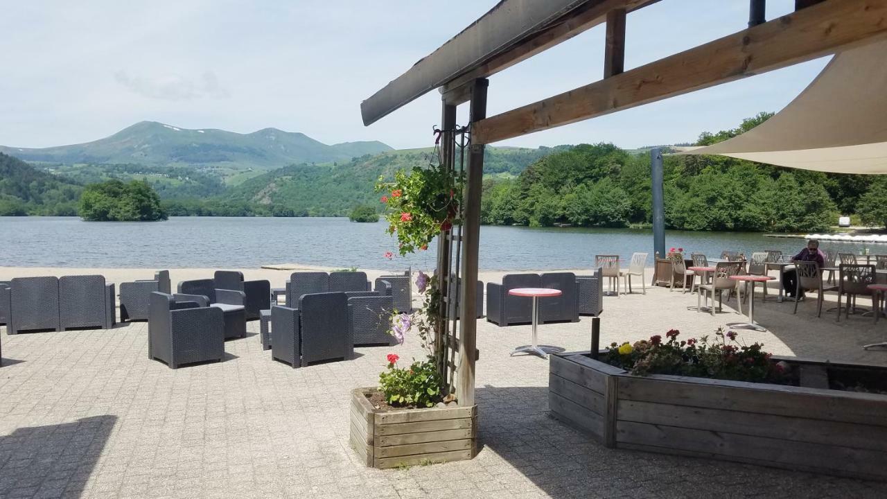 Hôtel Domaine du Lac Chambon Murol Exterior foto